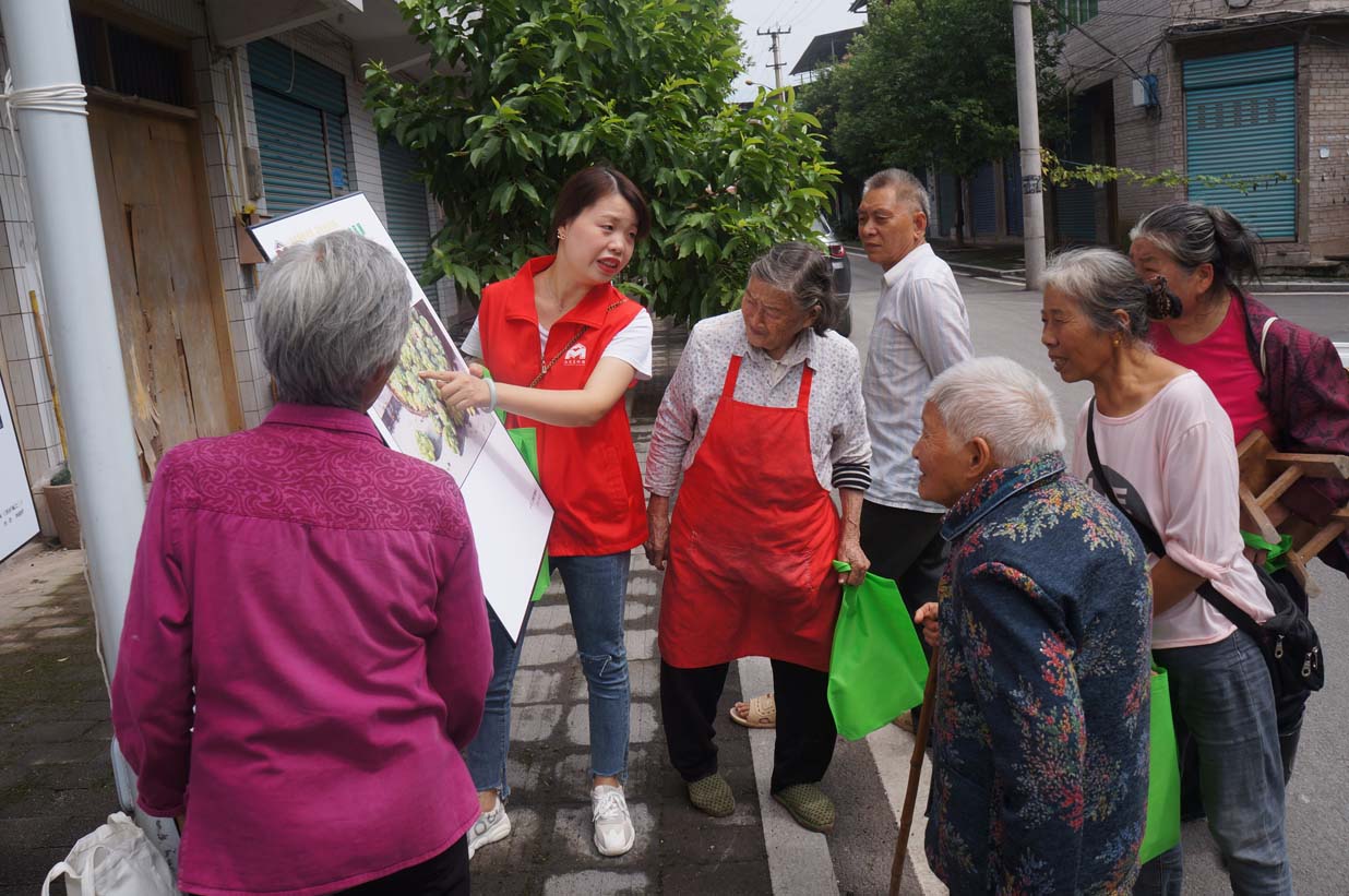 涪陵美术馆开展民族团结进步宣传周活动